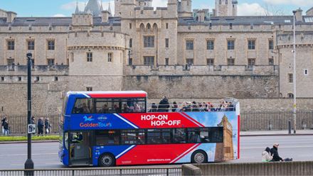 Tick off London’s most iconic attractions on a hop-on hop-off bus tour. Image courtesy of Golden Tours.