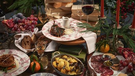 Savour a delicious festive dinner at The Great Christmas Feast. Image courtesy of The Lost Estate.