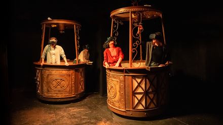 Experience a hot-air balloon ride with VR headsets at The War of the Worlds: The Immersive Experience. Credit: Layered Reality. Image courtesy of Layered Reality.