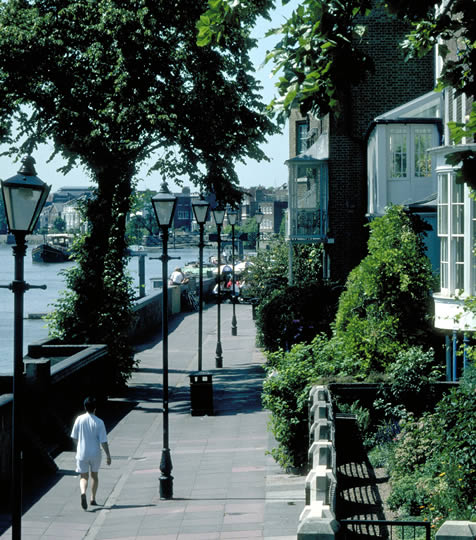 Pedestrian walkway in Hammersmith by river Thames