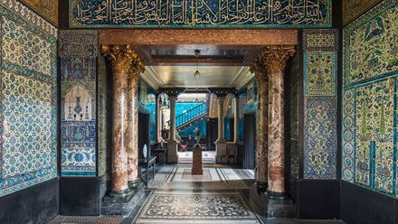 The Narcissus Hall viewed from the Arab Hall at Leighton House Museum. Credit: Dirk Lindner. Image courtesy of RBKC / Leighton House Museum.