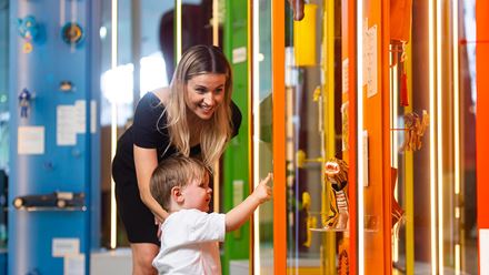 Young V&A, Mini Museum, Play Gallery © David Parry. Image courtesy of Victoria and Albert Museum, London