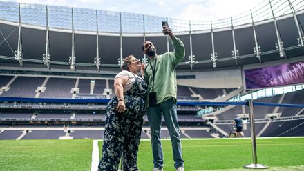 Enjoy an experience like no other and walk in the footsteps of your favourite players, as you visit Tottenham Hotspur Stadium. © visitlondon.com/Michael Barrow