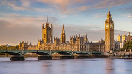 Admire London's urban landscape, with Big Ben and the Houses of Parliament bordering the river Thames. Image courtesy of London & Partners.