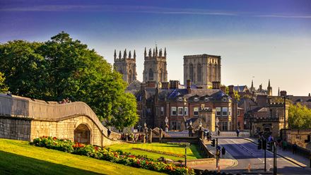 Discover beautiful historic buildings in York. © Unsplash/Karl Moran