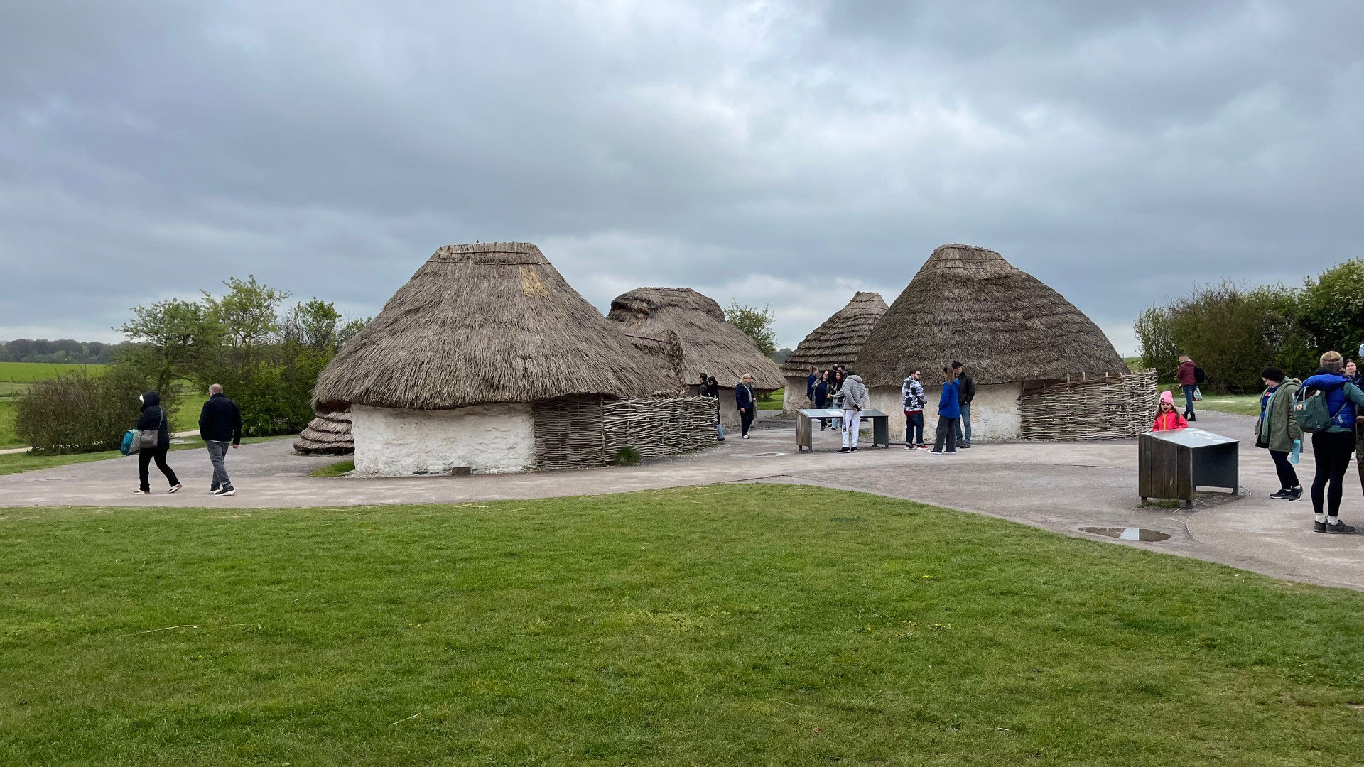 Explore the Neolithic houses at Stonehenge. © Visit London/Charlotte Pritchard. Neolithic houses at Stonehenge.