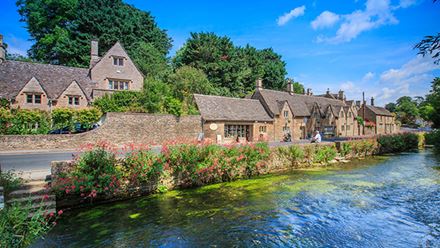 Explore pretty Cotswolds villages. Image courtesy of Golden Tours.