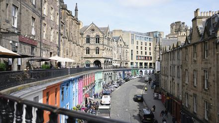 Visit Edinburgh and stop at Victoria Street for some shopping. Image courtesy of Unsplash, photo credit: Madeleine Kohler