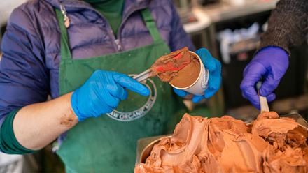 Navigate the bustling Borough Market and taste great food along the way. Image courtesy of Visit London.