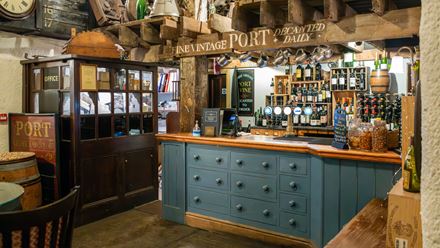 Explore the market and pick up some delicious gifts. Image courtesy of Visit London.