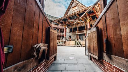 Take part in a guided tour at the Shakespeare's Globe Theatre and explore 400 years of history. © London & Partners/Michael Barrow