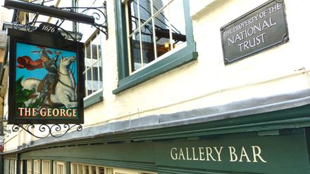 Join a Historical Pub Walking Tour and visit the city’s oldest inns. Image courtesy of Golden Tours.