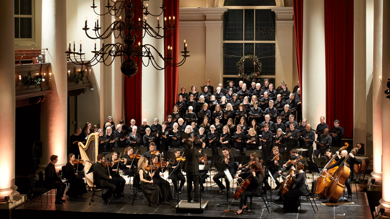 Carols at the Christmas festival. Credit: St John's Smith Square. Image courtesy of Chloe Nelkin Consulting. Orchestra accompanies carol singers at St John's Smith Square