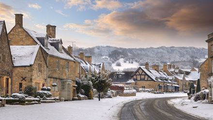 The Cotswolds in the snow. Image courtesy of Shutterstock.
