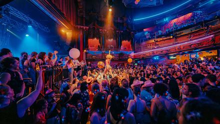 Join the crowds set to flock to Wandsworth for its annual Wandsworth Arts Fringe. Credit: Elliot Hingston. Image courtesy of Wandsworth Arts Fringe.