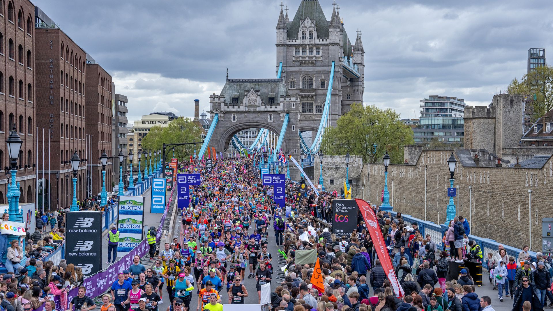 Runners cross Tower Bridge during The TCS London Marathon on Sunday 21st April 2024. ©TCS London Marathon. Photo: Jed Leicester for London Marathon Events Runners cross Tower Bridge during The TCS London Marathon on Sunday 21st April 2024.