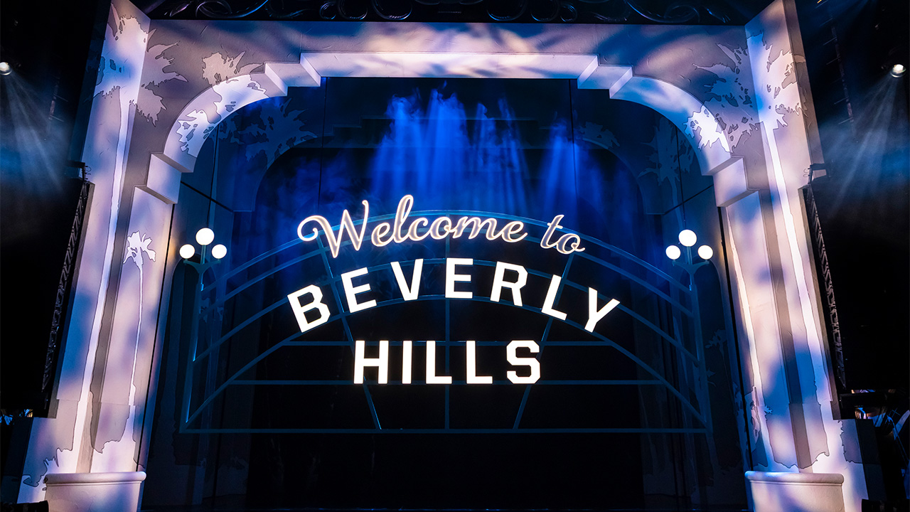 Clueless, The Musical © 2025 Pamela Raith Photography. Image courtesy of London Theatre Direct. Clueless set design Beverly Hills high school