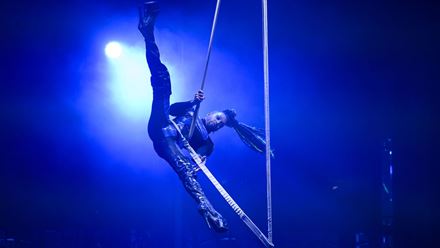 See world class acrobatics at one of London's best festive show: La Clique currently performing in Leicester Square. Image courtesy of Underbelly.
