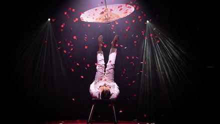 This festive season, see a unique show in London with La Clique, a cabaret like no others. Image courtesy of Underbelly.