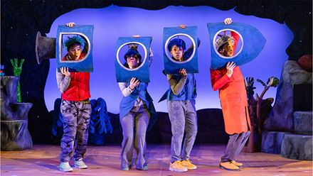 See the beloved children's book The Smeds and the Smoos by Julia Donaldson live on stage this summer. Image courtesy of Tall Stories.